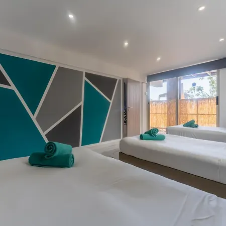 Sant Deluxe Ayia Napa