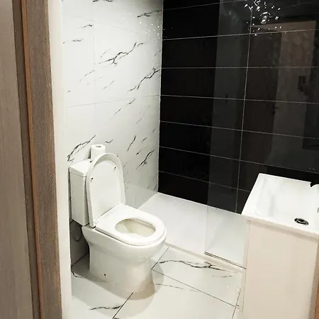 Sant Deluxe Apartment