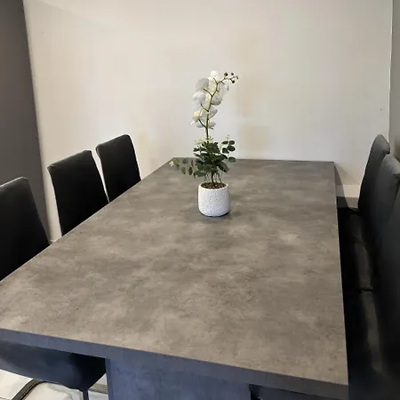 Sant Deluxe * Ayía Nápa